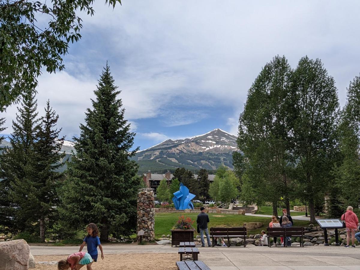 Main Street Breck, Walk Everywhere! Breckenridge Exterior photo